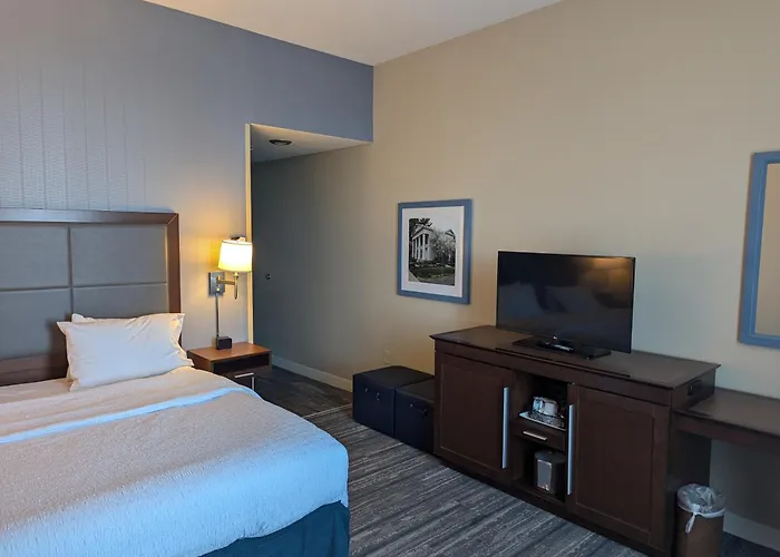 Hampton Inn & Suites Cazenovia, Ny